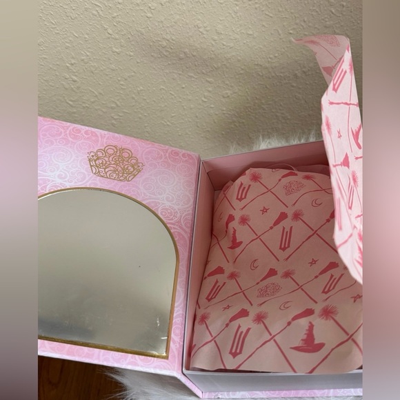 NWT:Wicked Glenda Good Witch Crystal Pearl Headband with Mirrored Storage Box #3 main image 5